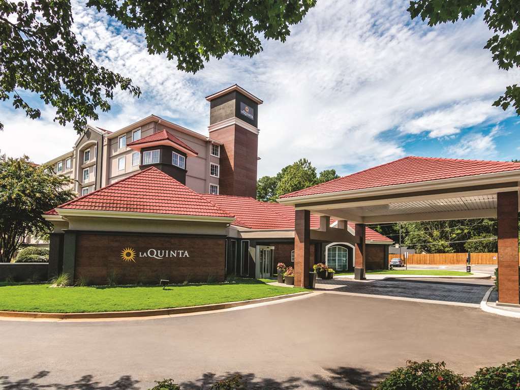 La Quinta By Wyndham Atlanta Conyers Hotell Exteriör bild